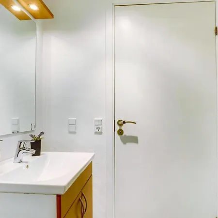 Apartment 2 Bedroom In Hejls